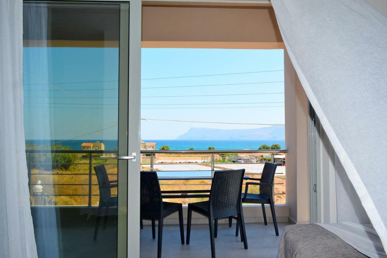 Balos Residence Private Pool Seafront Seaview 基萨莫斯 外观 照片