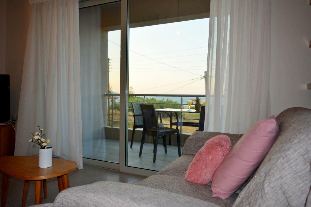 Balos Residence Private Pool Seafront Seaview 基萨莫斯 外观 照片
